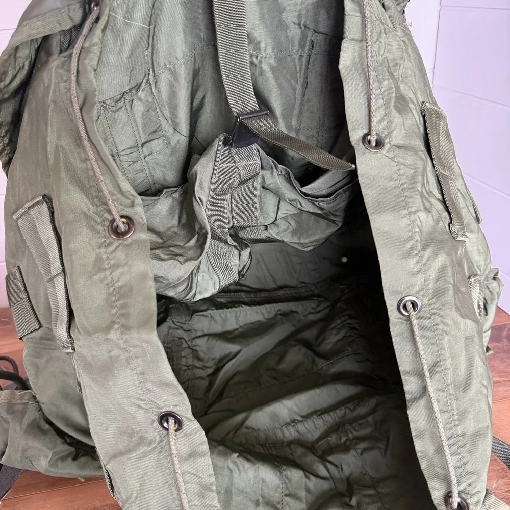 US Army LC-1 Large Combat Nylon Field Pack Backpack Militaria No Frame VTG
